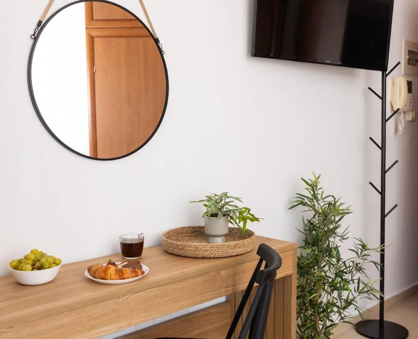 סלוניקי Urban Colors Apartments By Binobi!